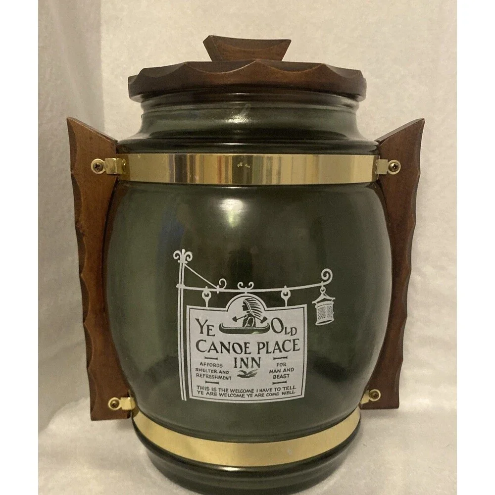 Vintage Siestaware Pitcher Barrel Shaped Glass Container Wood Lid &Handle 10”x9”